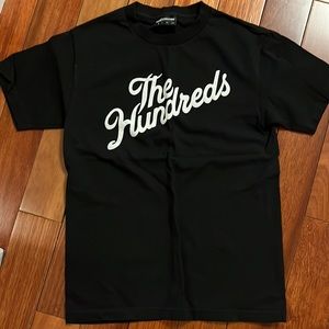 The hundreds logo black tshirt - small